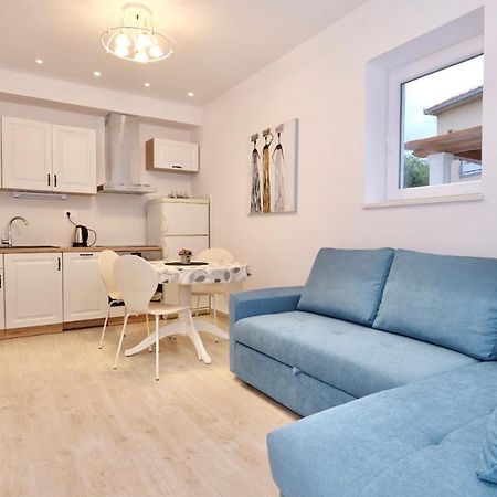 Apartment Smile Solin Luaran gambar