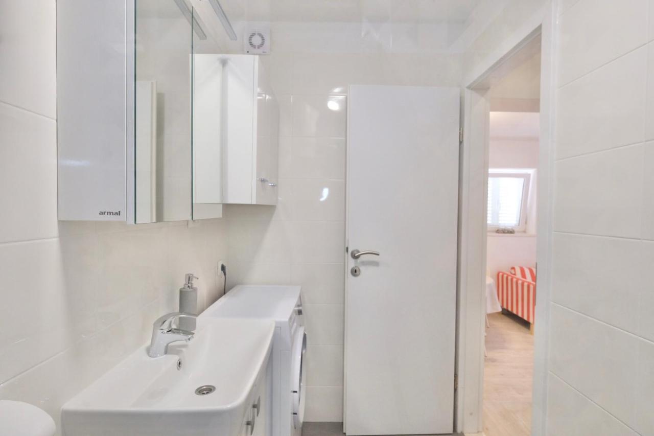 Apartment Smile Solin Luaran gambar