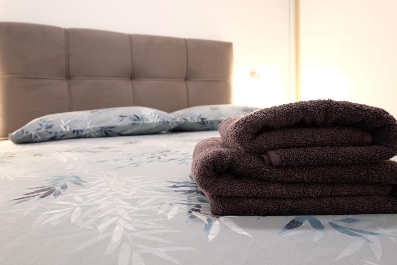 Apartment Smile Solin Luaran gambar
